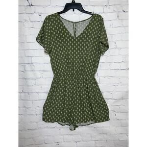 Old Navy Shortall Romper Womens Medium Green White Floral Rayon V Neck